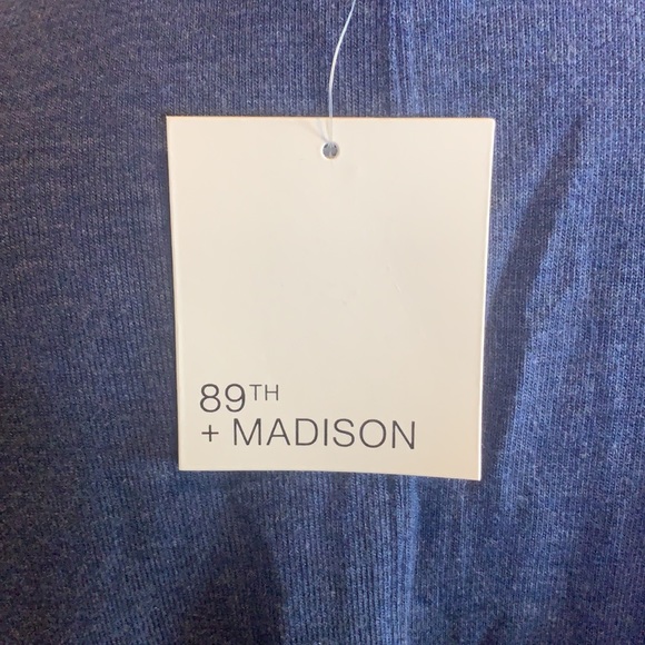 NWT 89th + Madison 2xl blue top - Picture 6 of 10